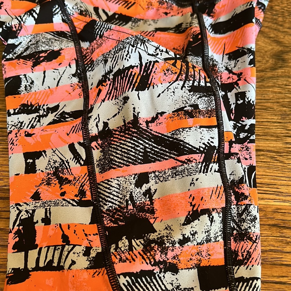 Lululemon leggings - Picture 3 of 6